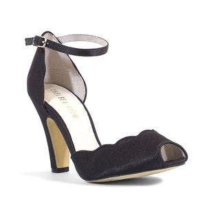 Chelsea Crew Black Satin Leaf Pump - Women | Best Price and Reviews | Zulily