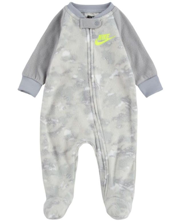 Nike Baby Boys Crayon Camo Microfleece Footed Coverall & Reviews - Sets & Outfits - Kids - Macy's