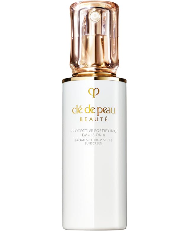 Clé de Peau Beauté Protective Fortifying Emulsion SPF 22, 4.2-oz. & Reviews - Skin Care - Beauty - Macy's